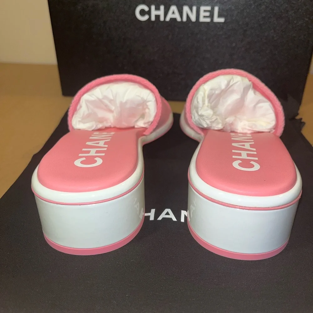 CHANEL Pink and White Logo Slide Sandals